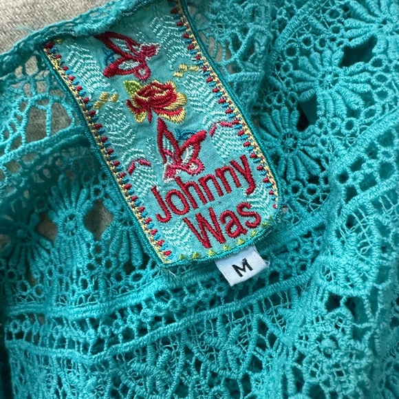 Turquoise Embroidered Floral Crochet Short-sleeved Tunic - Picture 5 of 6